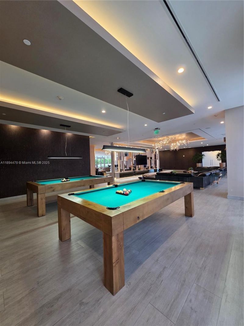 488 NE 18th St, Unit 301, Miami, FL 33132 Photo