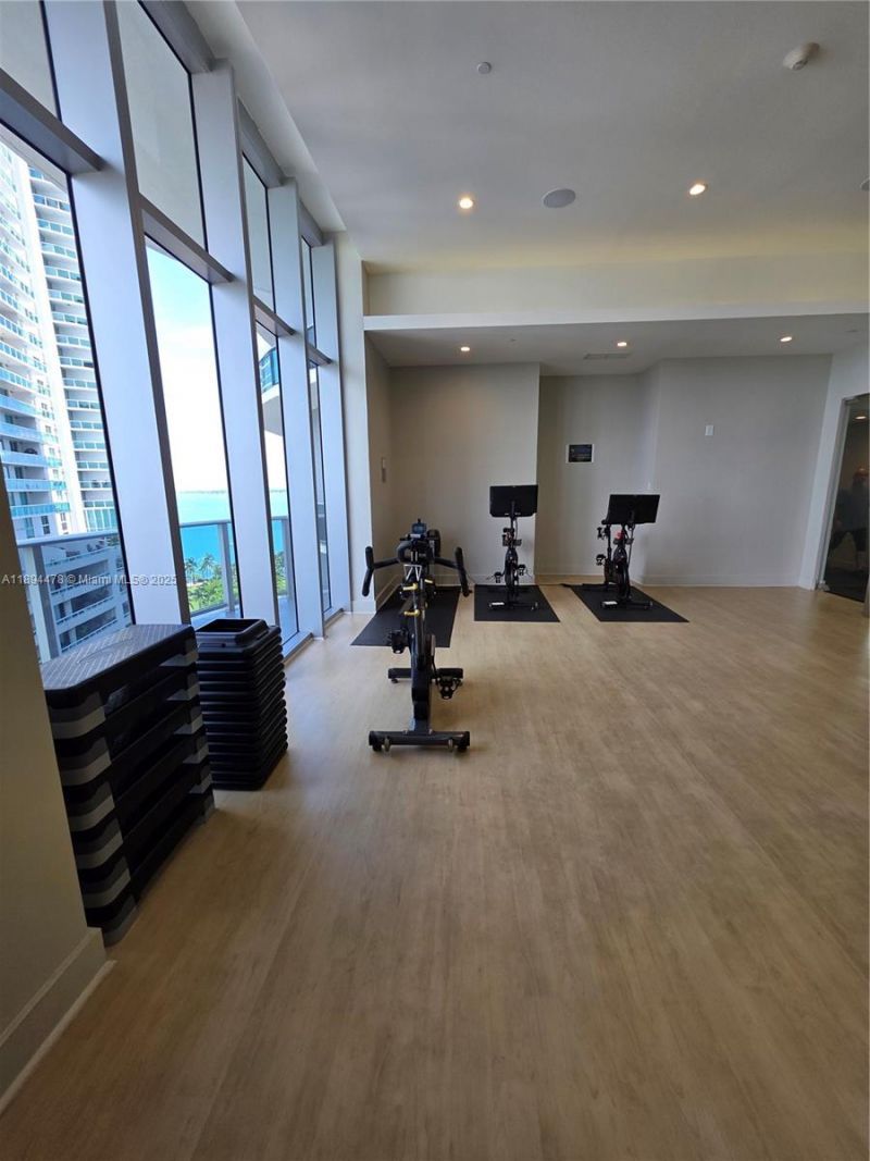 488 NE 18th St, Unit 301, Miami, FL 33132 Photo