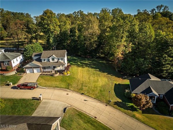 3 Stonebrook Drive, Parkersburg, WV 26104