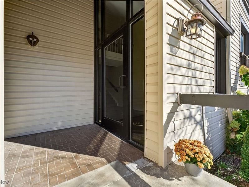 6280 Greenwood Parkway, Unit 202, Sagamore Hills, OH 44067 Photo 3