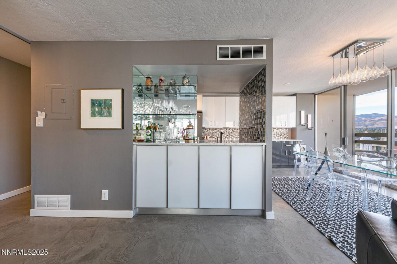 100 N Arlington Avenue, Unit 7 K, Reno, NV 89501 Photo