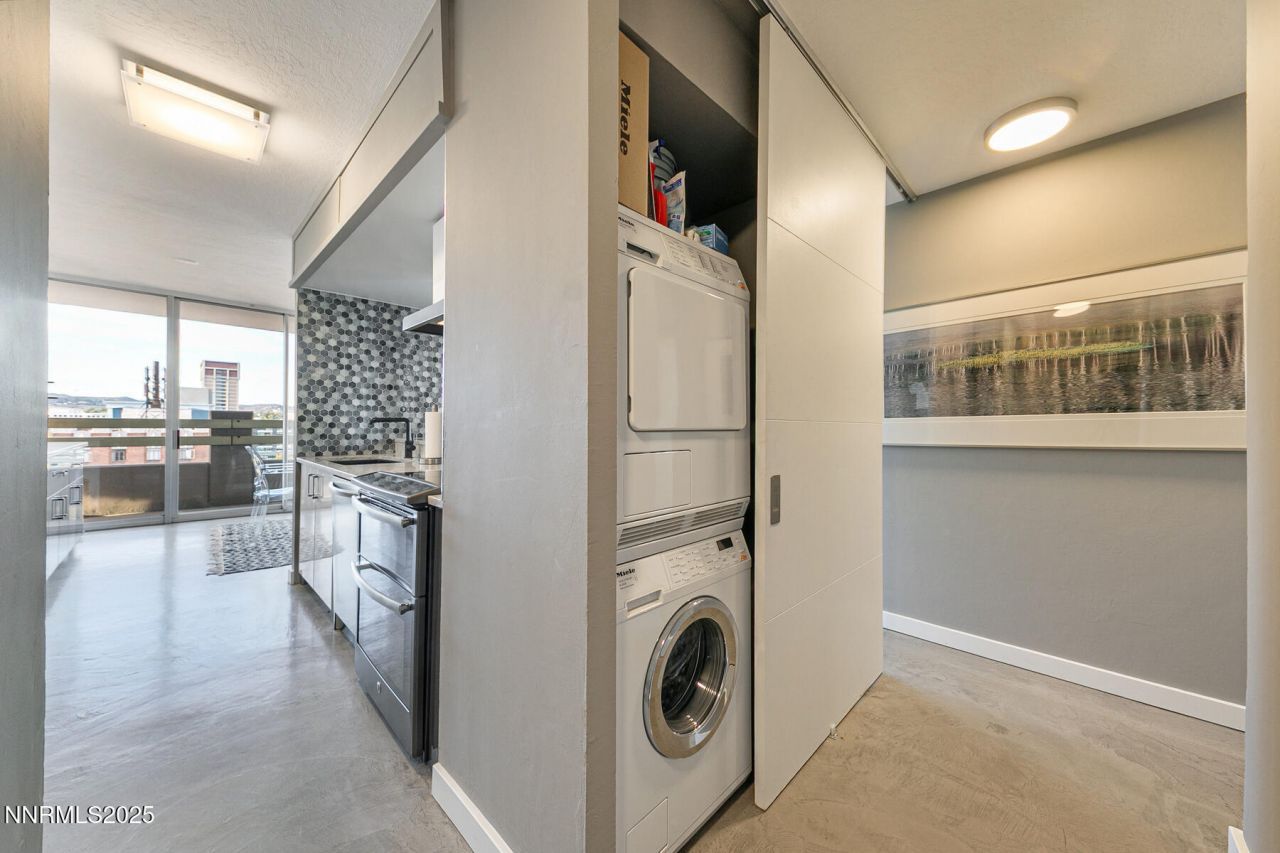 100 N Arlington Avenue, Unit 7 K, Reno, NV 89501 Photo