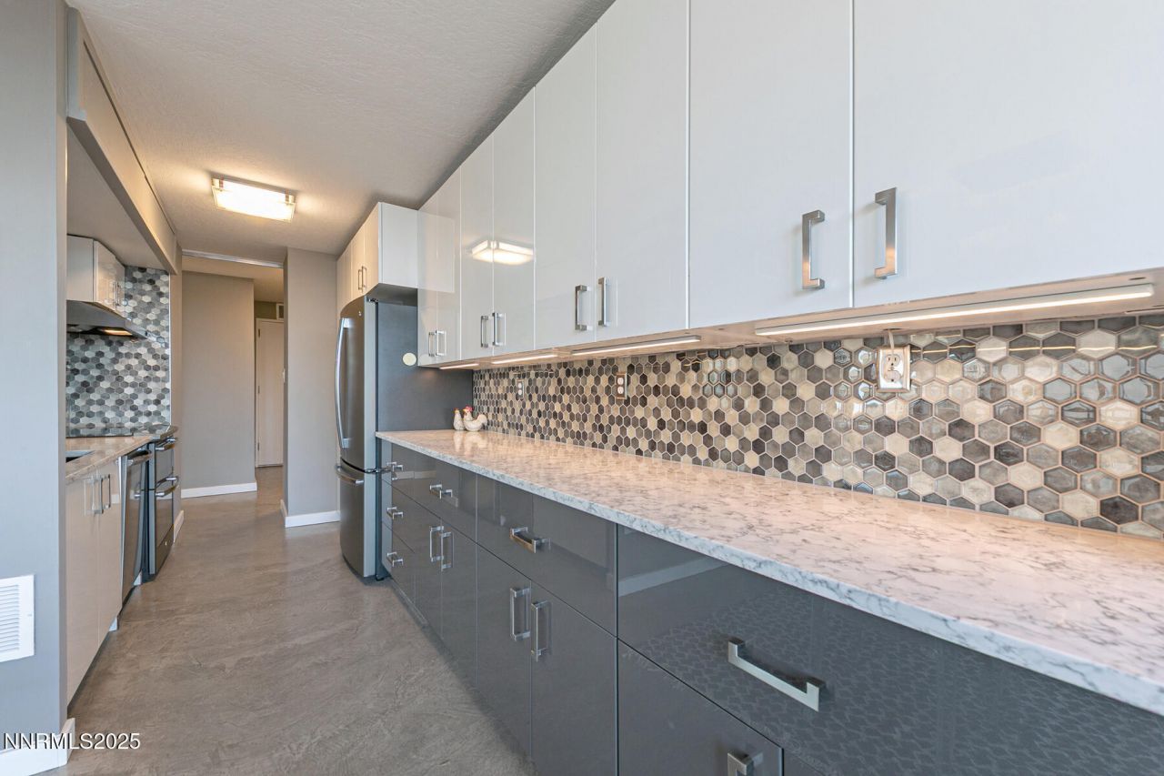 100 N Arlington Avenue, Unit 7 K, Reno, NV 89501 Photo