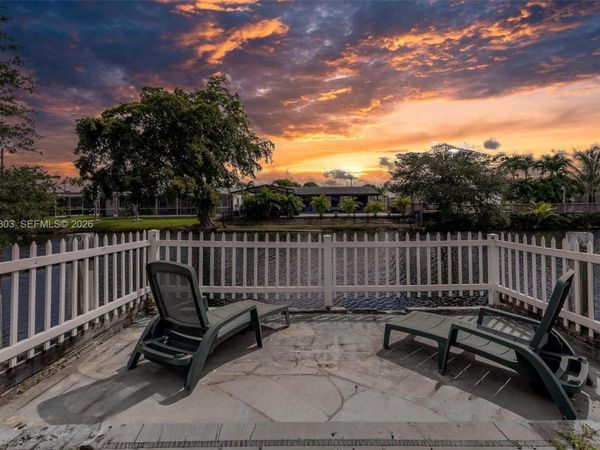 9200 NW 21st Mnr, Sunrise, FL 33322