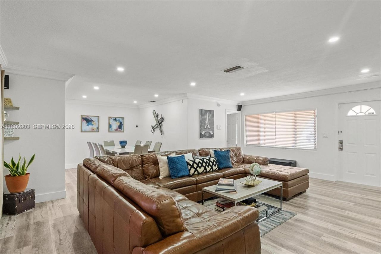 9200 NW 21st Mnr, Sunrise, FL 33322 Photo