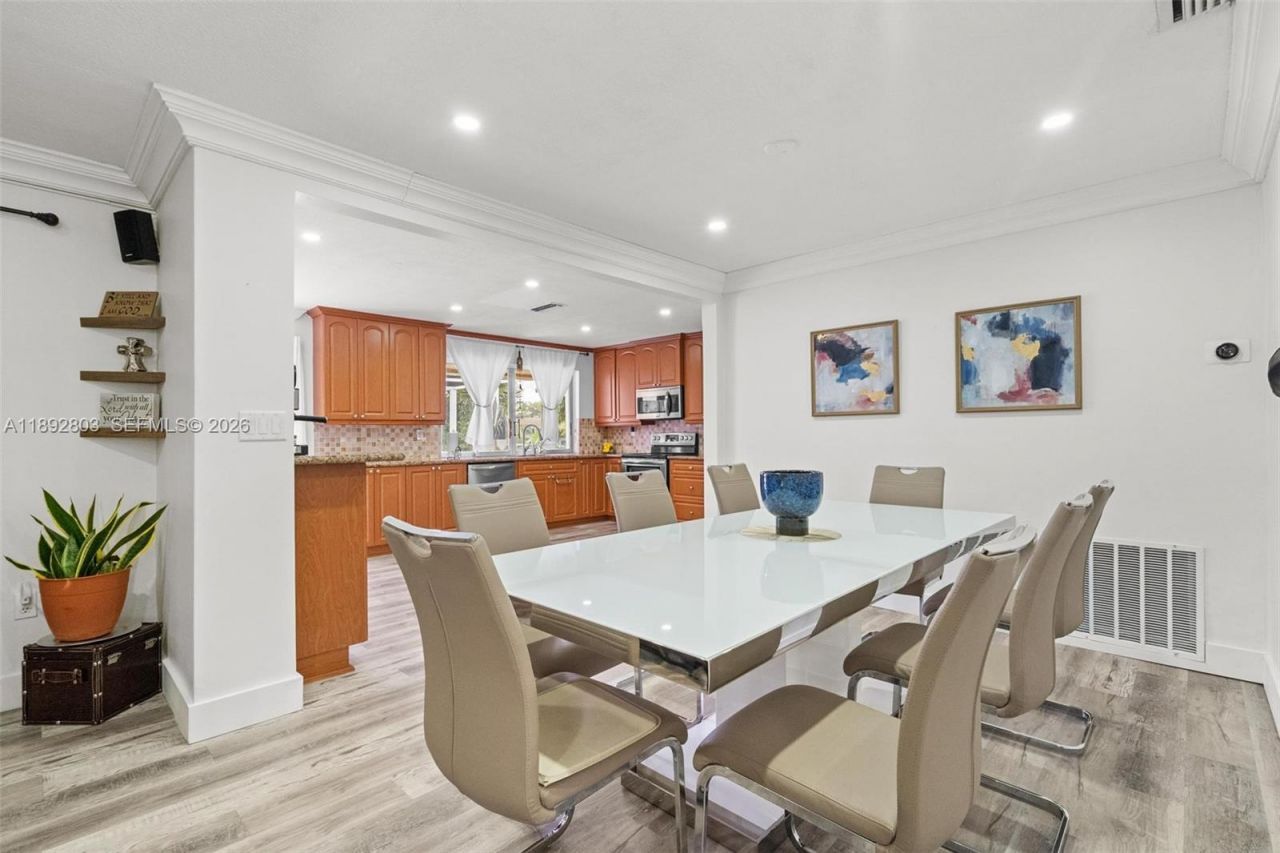 9200 NW 21st Mnr, Sunrise, FL 33322 Photo