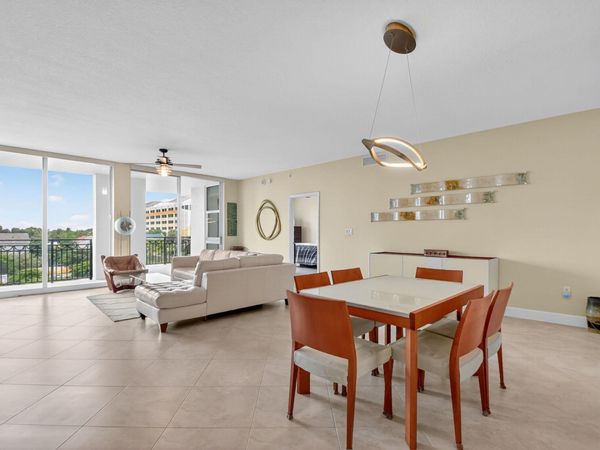 550 Okeechobee Boulevard, Unit 423, West Palm Beach, FL 33401