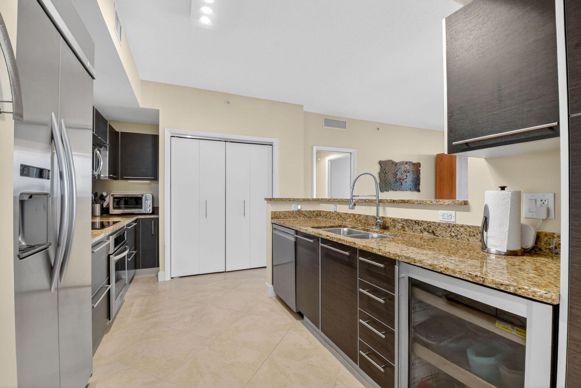 550 Okeechobee Boulevard, Unit 423, West Palm Beach, FL 33401 Photo