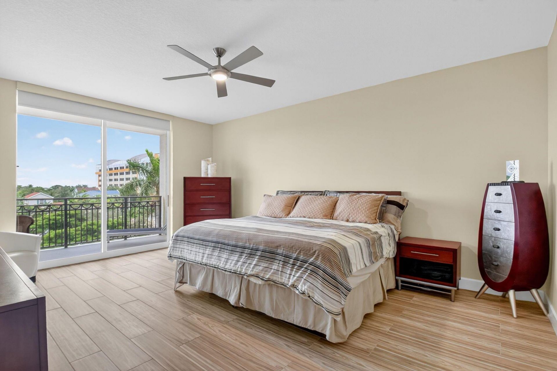 550 Okeechobee Boulevard, Unit 423, West Palm Beach, FL 33401 Photo
