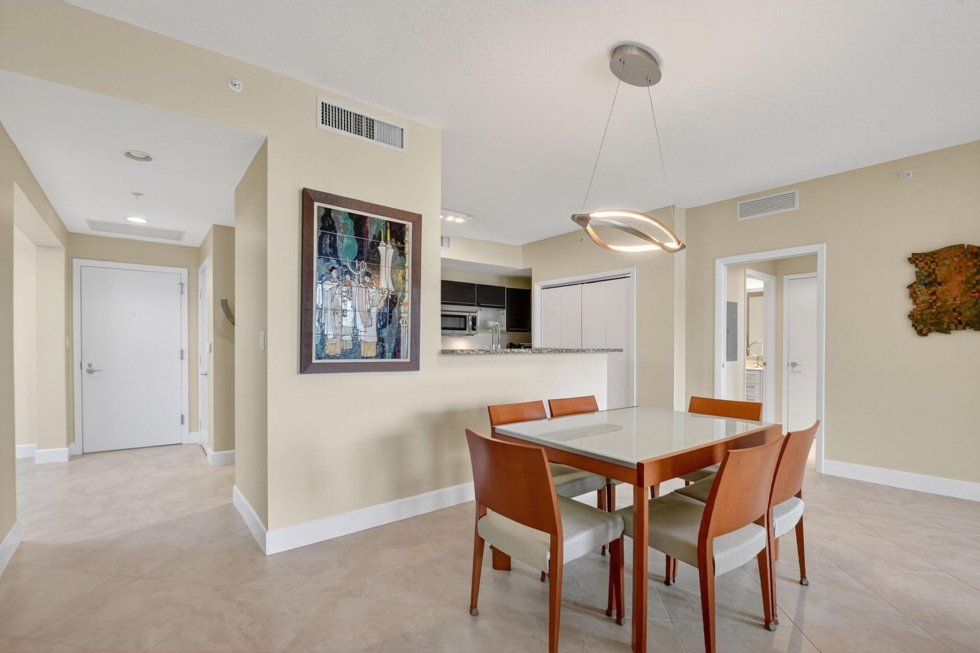 550 Okeechobee Boulevard, Unit 423, West Palm Beach, FL 33401 Photo