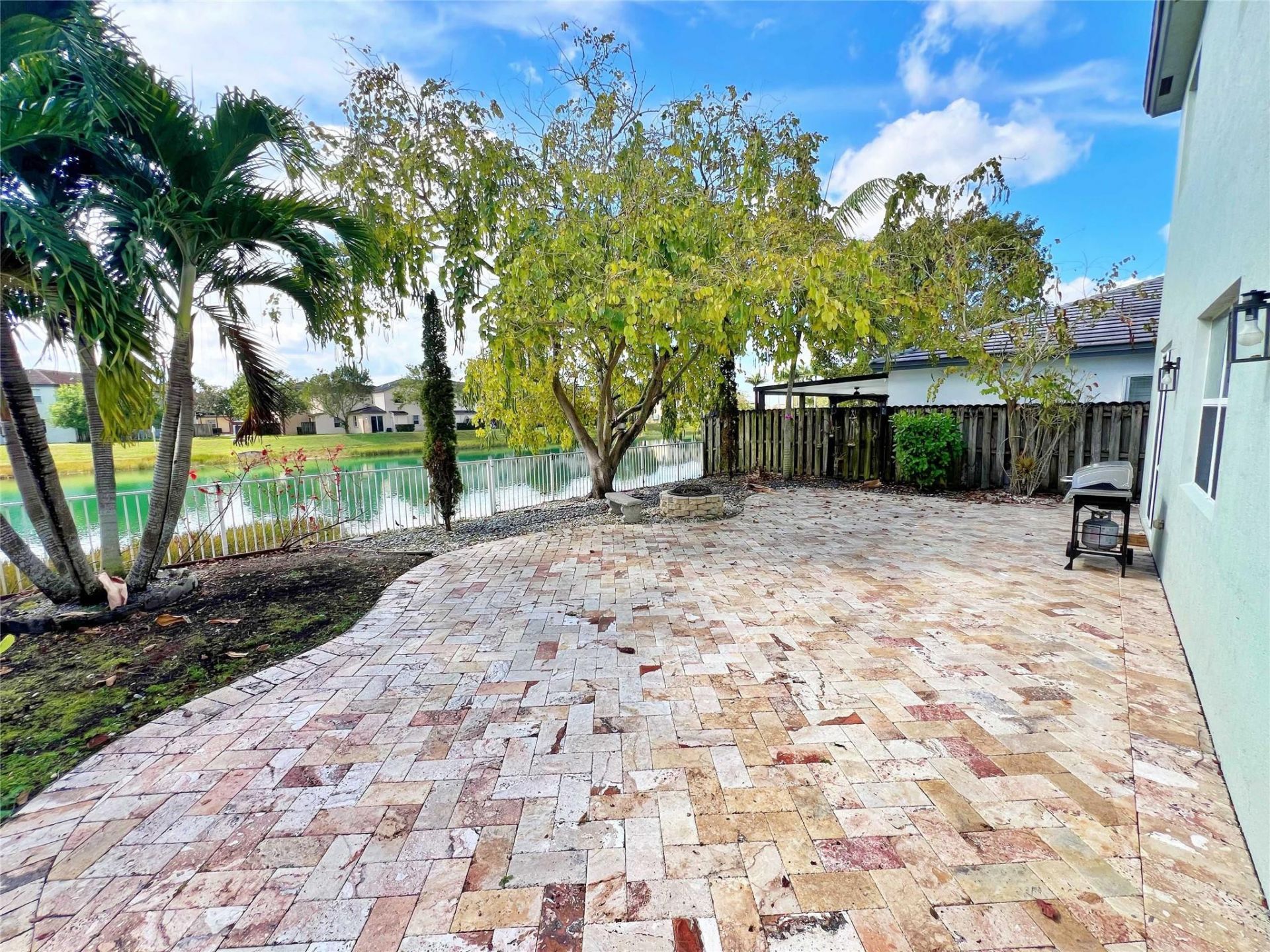 2872 NE 1st Drive, Homestead, FL 33033 Photo