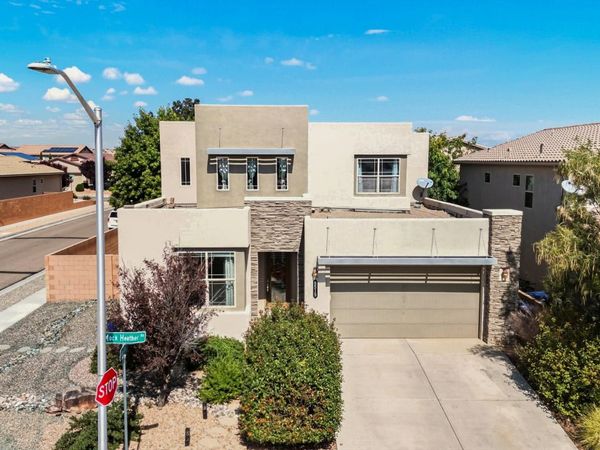 8519 Mock Heather Road NW, Albuquerque, NM 87120