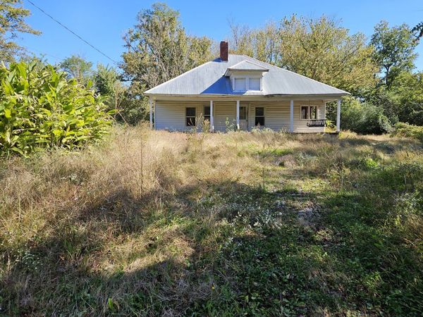 801 Old McMinnville Hwy, Woodbury, TN 37190