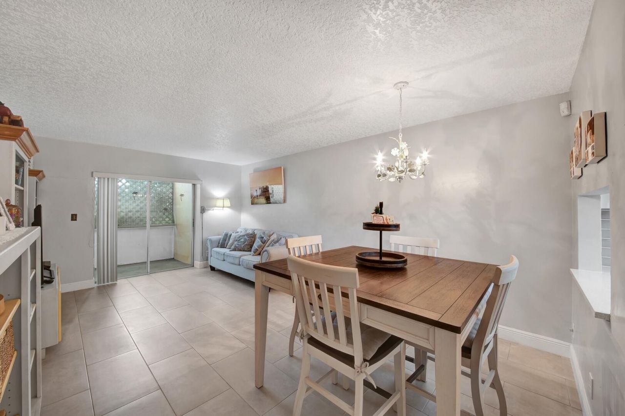2812 S Garden Drive, Unit 109, Lake Worth, FL 33461 Photo