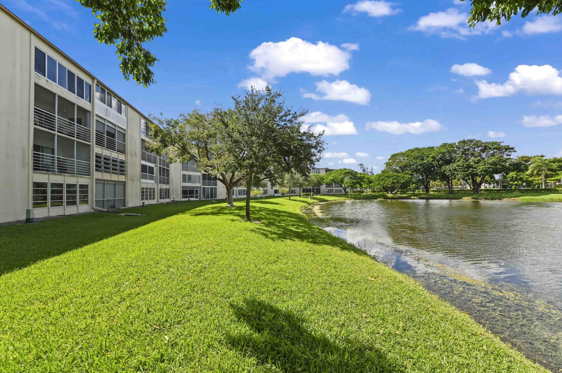 3046 Newcastle C, Boca Raton, FL 33434 Main Photo