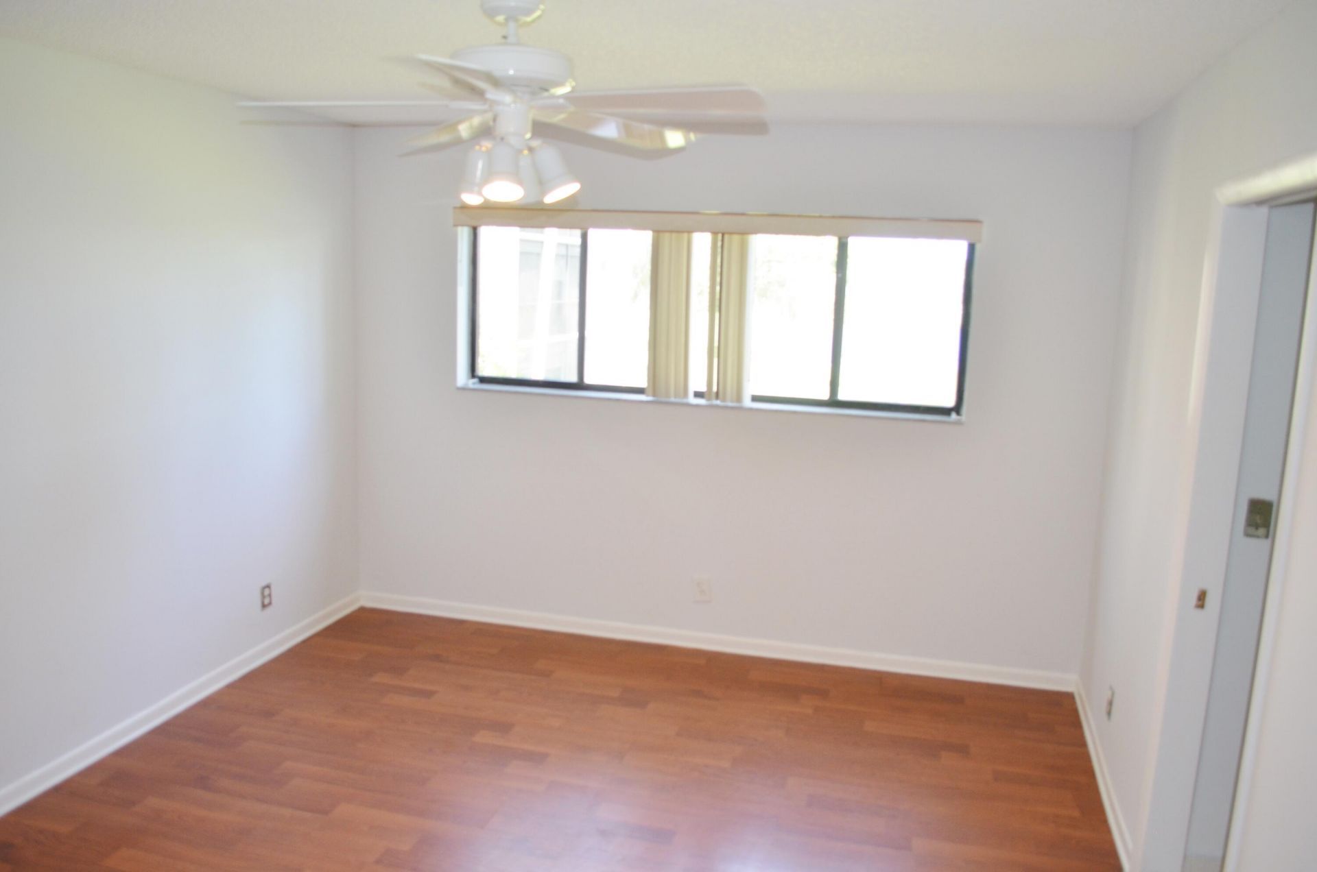 5220 Las Verdes Circle, Unit 211, Delray Beach, FL 33484 Photo