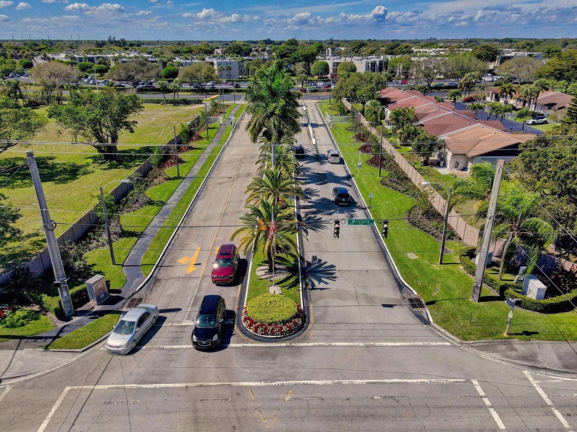 5220 Las Verdes Circle, Unit 211, Delray Beach, FL 33484 Photo