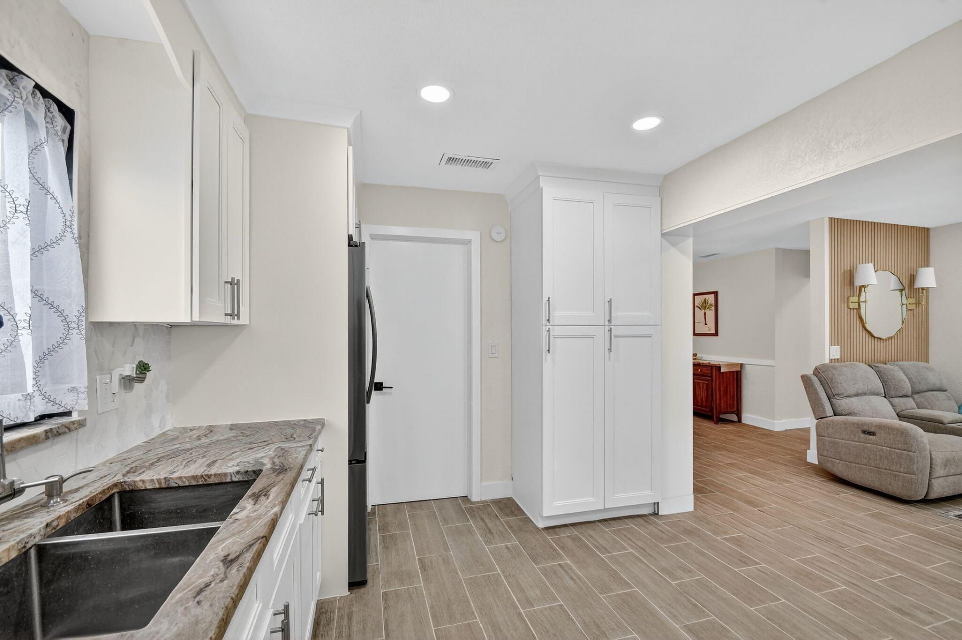 5008 Parker Avenue, West Palm Beach, FL 33405 Photo