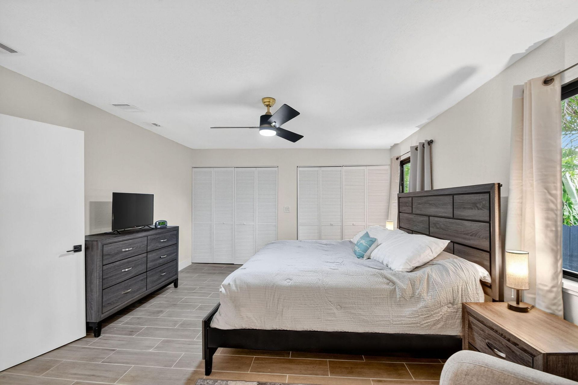 5008 Parker Avenue, West Palm Beach, FL 33405 Photo