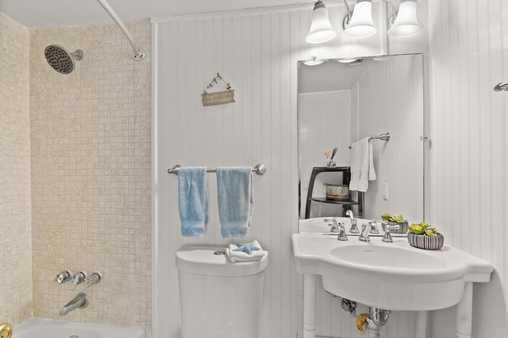 1300 Seaway Drive, Unit C1, Fort Pierce, FL 34949 Photo