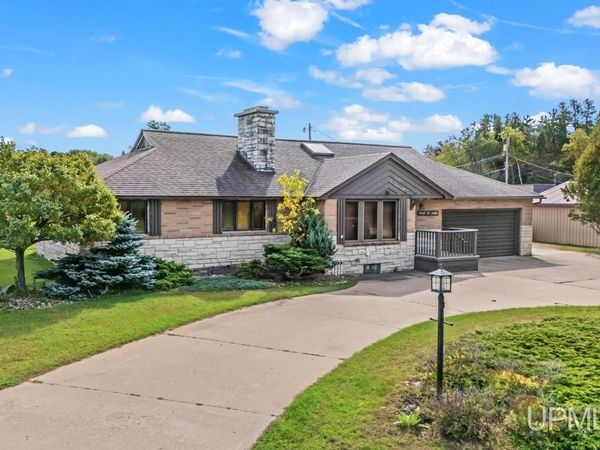 2216 S Carpenter Avenue, Breitung Twp, MI 49802