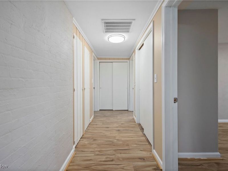 552 Treadway Boulevard, Sheffield Village, OH 44054 Photo 17