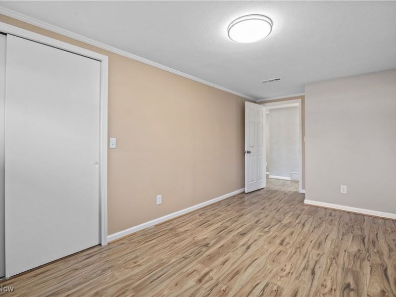 552 Treadway Boulevard, Sheffield Village, OH 44054 Photo 18