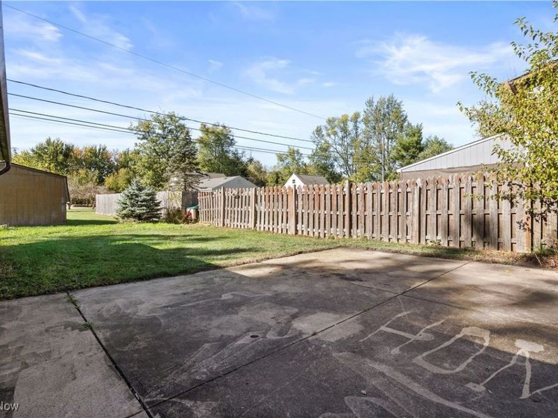 552 Treadway Boulevard, Sheffield Village, OH 44054 Photo 32