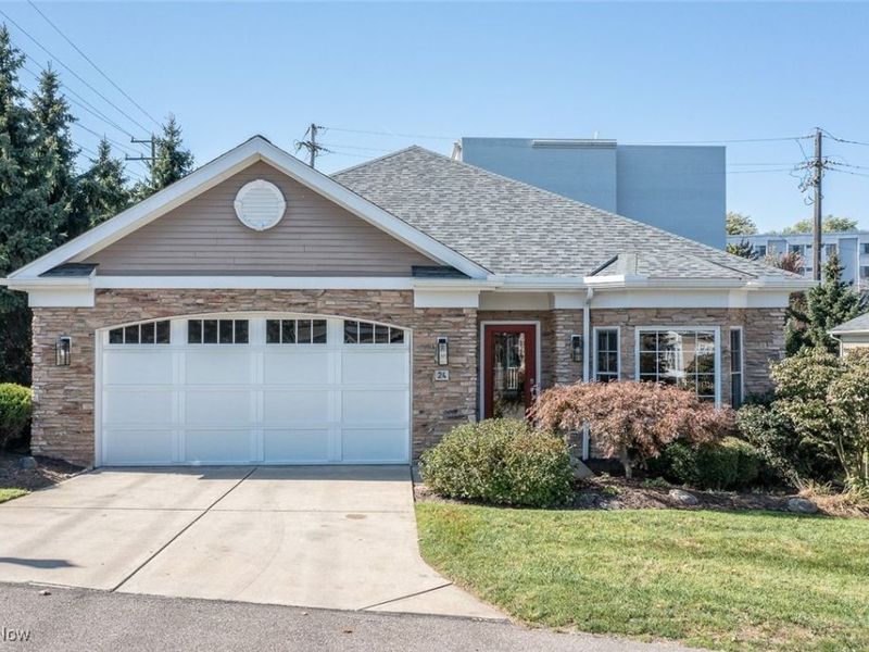 24 Somerset Drive, Rocky River, OH 44116 Photo 1