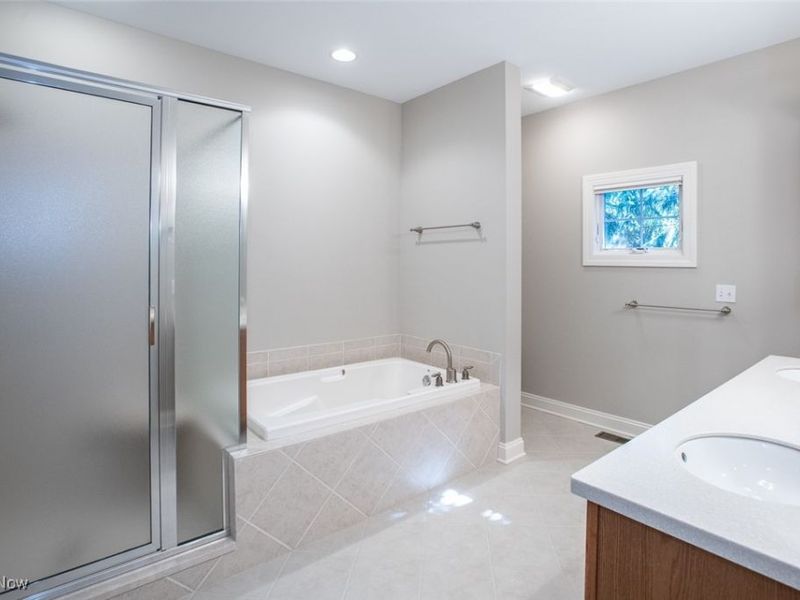 24 Somerset Drive, Rocky River, OH 44116 Photo 26