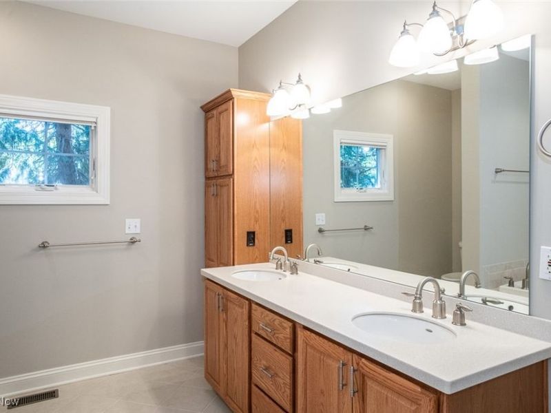 24 Somerset Drive, Rocky River, OH 44116 Photo 27