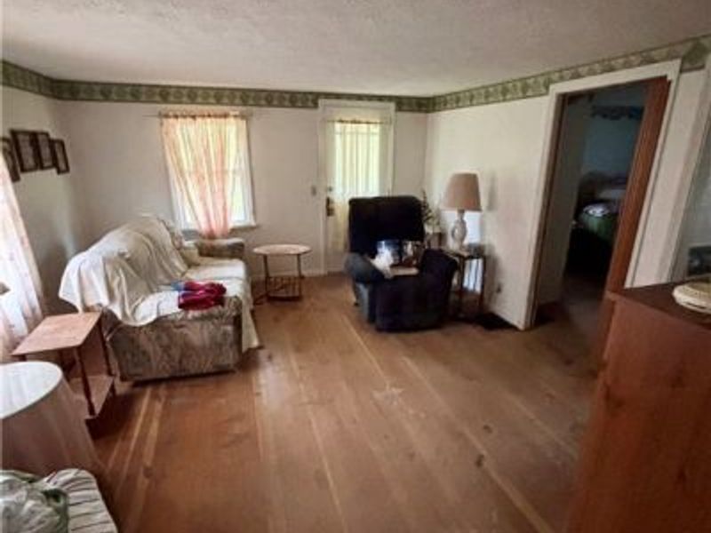 4095 Schumacher Hollow Road SE, New Philadelphia, OH 44663 Photo 3