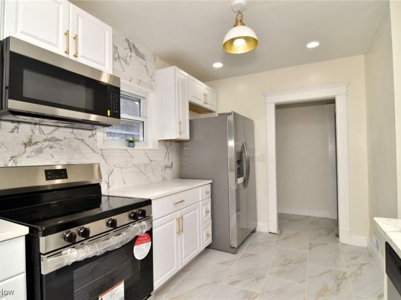 3127 Becket Road, Cleveland, OH 44120 Photo 15