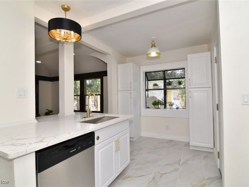 3127 Becket Road, Cleveland, OH 44120 Photo 17