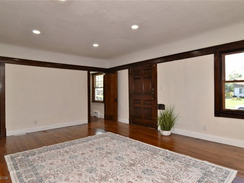 3127 Becket Road, Cleveland, OH 44120 Photo 3