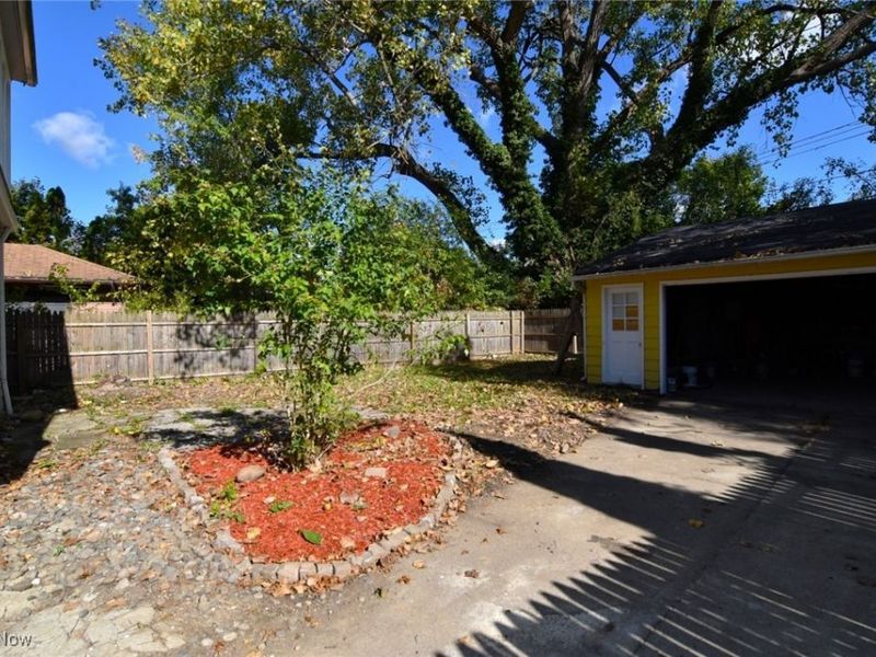 3127 Becket Road, Cleveland, OH 44120 Photo 38