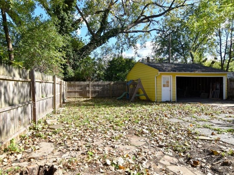 3127 Becket Road, Cleveland, OH 44120 Photo 39