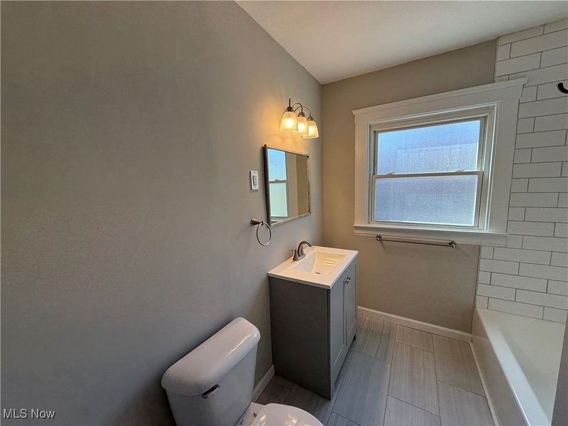 2011 West Boulevard, Cleveland, OH 44102 Photo 21