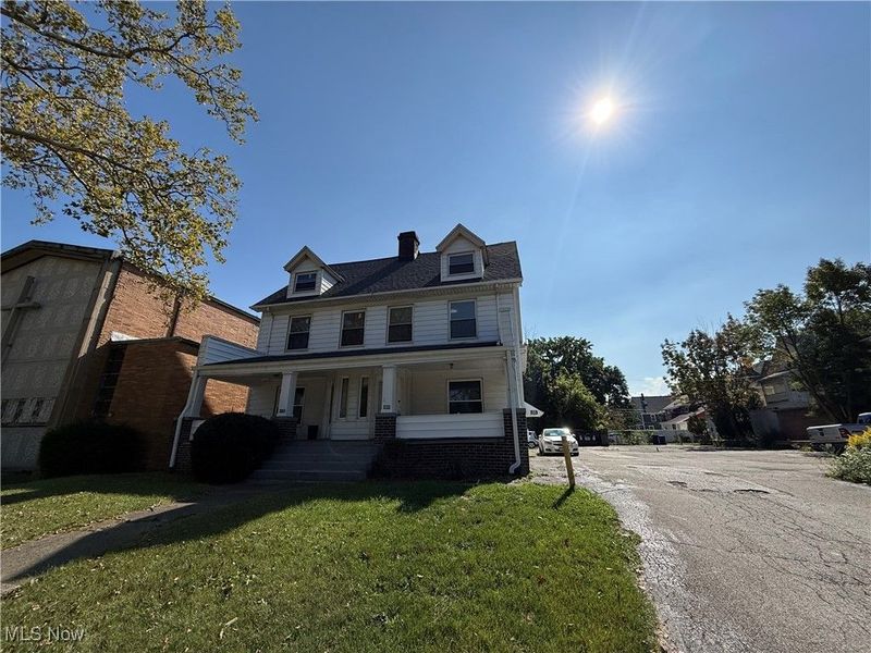 2011 West Boulevard, Cleveland, OH 44102 Photo 7