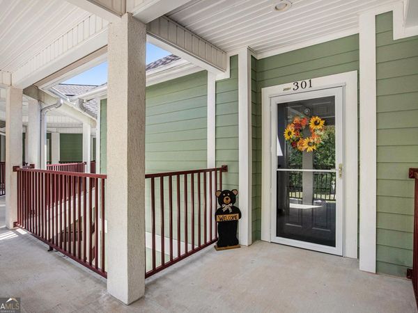 300 Banister Drive, Unit 303, Clayton, GA 30525