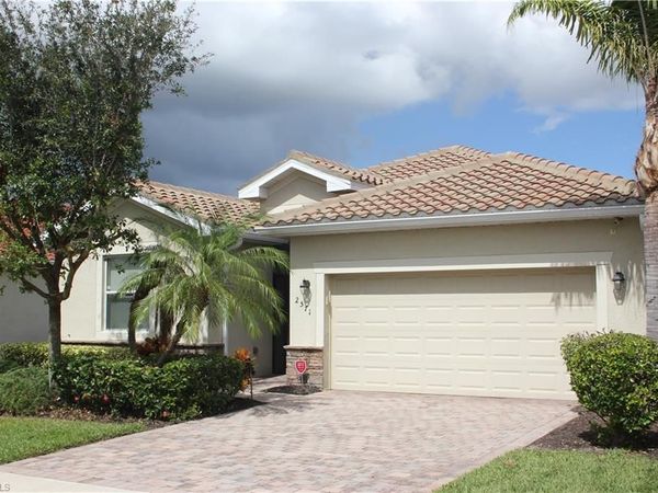 2571 Laurentina LN, CAPE CORAL, FL 33909