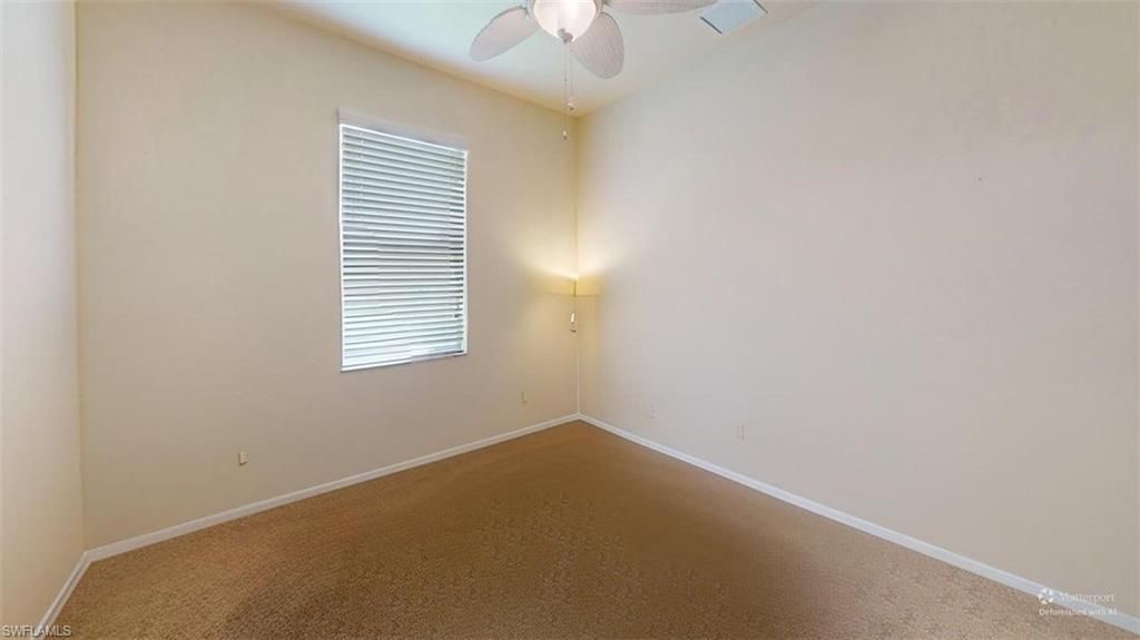 2571 Laurentina Ln, Cape Coral, FL 33909 Photo