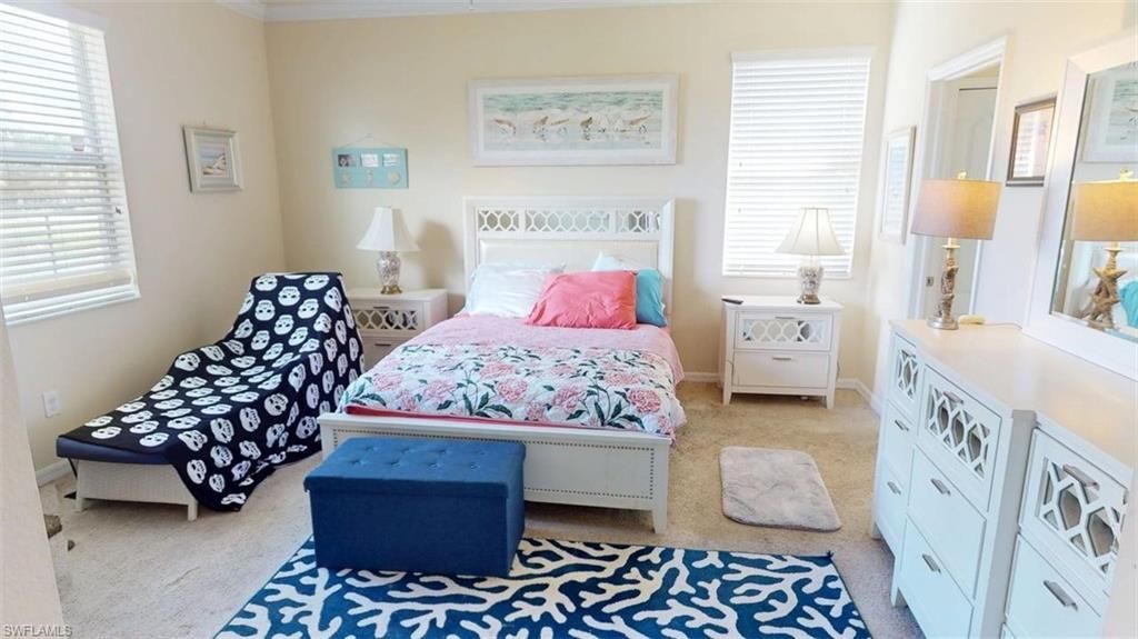 2571 Laurentina Ln, Cape Coral, FL 33909 Photo