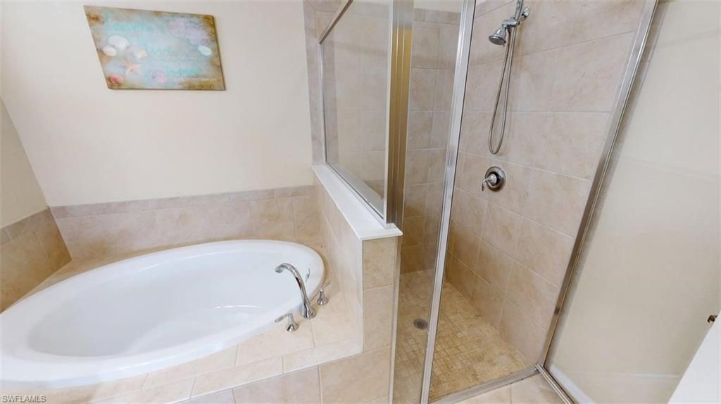 2571 Laurentina Ln, Cape Coral, FL 33909 Photo