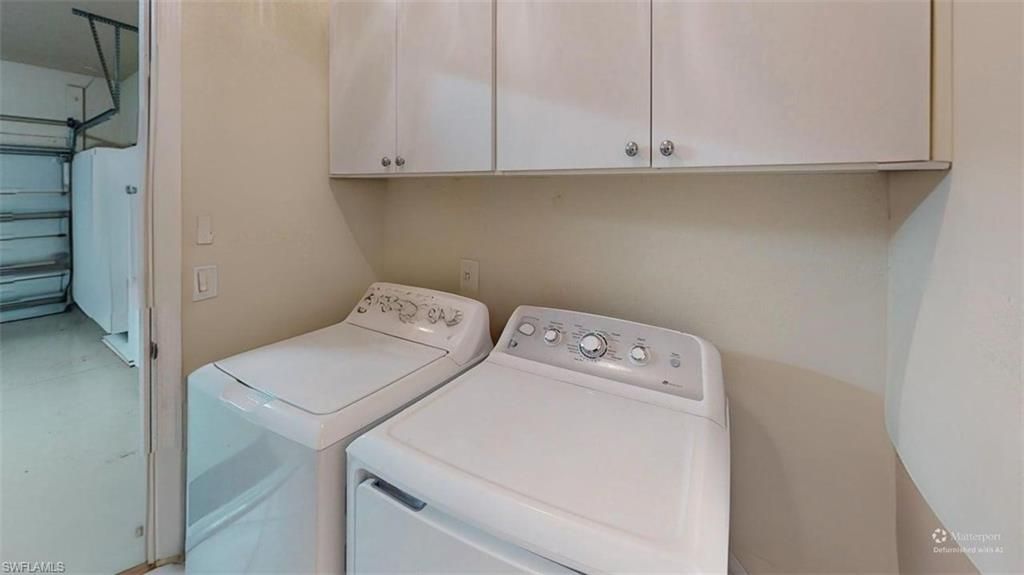 2571 Laurentina Ln, Cape Coral, FL 33909 Photo