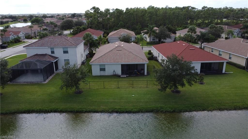 2571 Laurentina Ln, Cape Coral, FL 33909 Photo