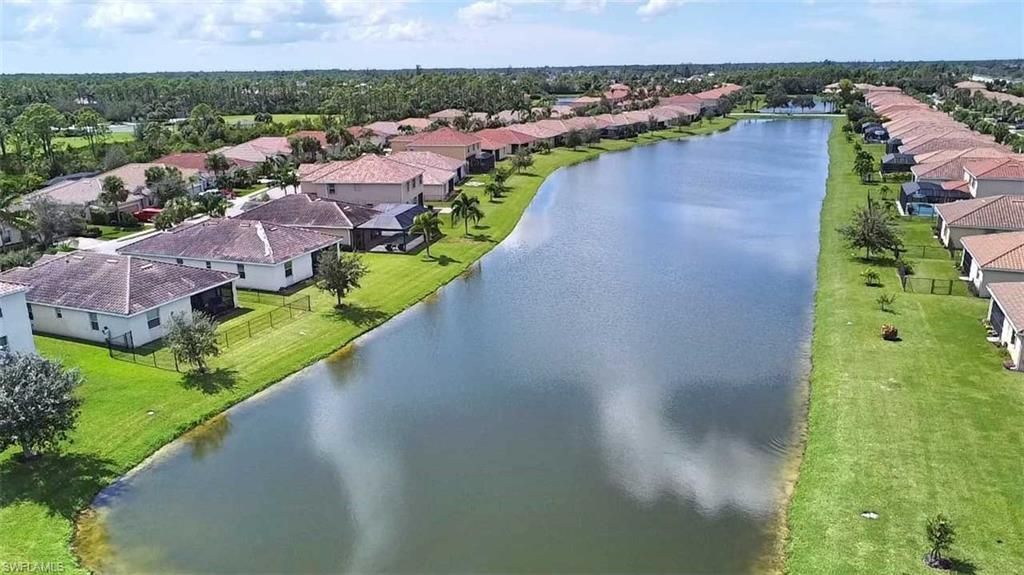 2571 Laurentina Ln, Cape Coral, FL 33909 Photo