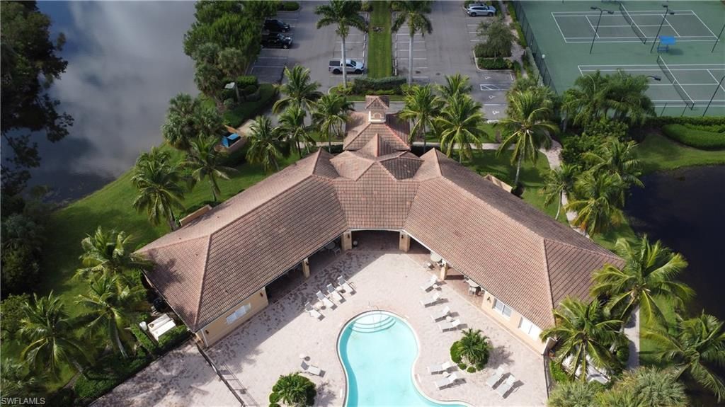 2571 Laurentina Ln, Cape Coral, FL 33909 Photo