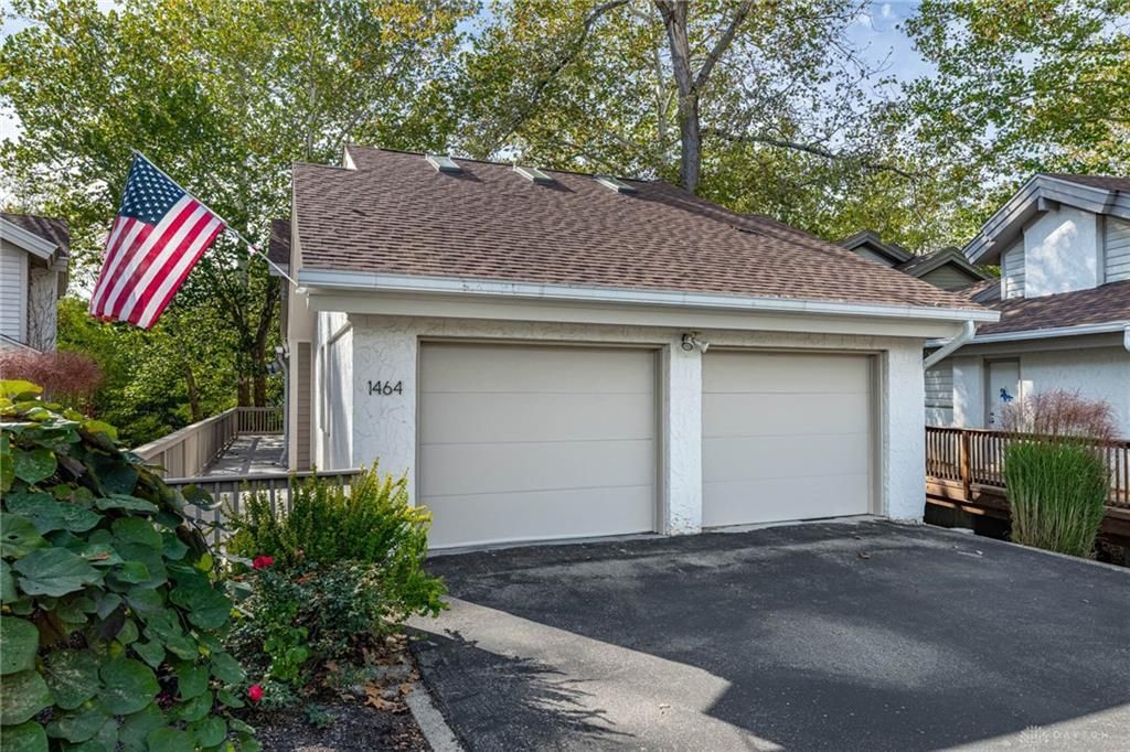 1464 W Alex Bell Road, Washington Township, OH 45459 Main Photo