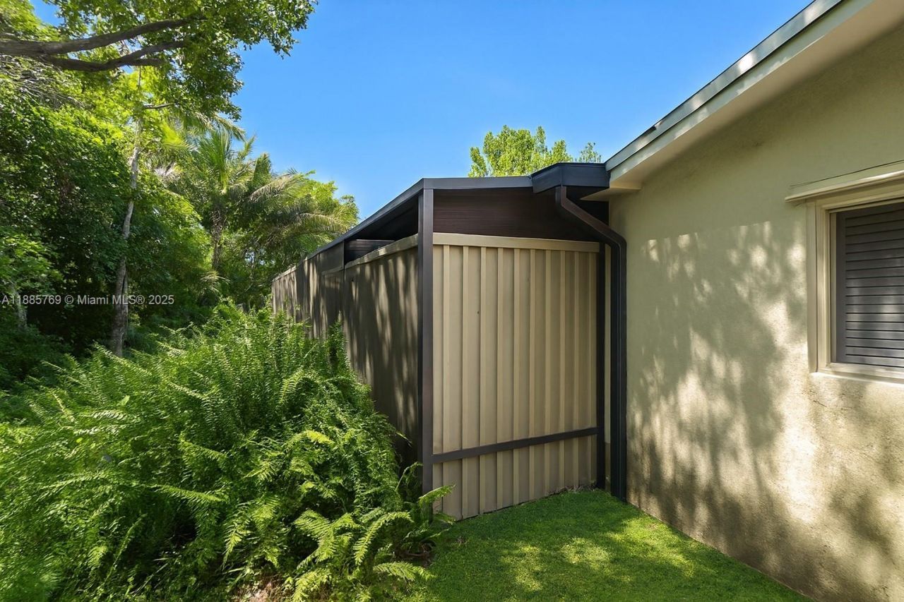 10681 SW 47th St, Davie, FL 33328 Photo